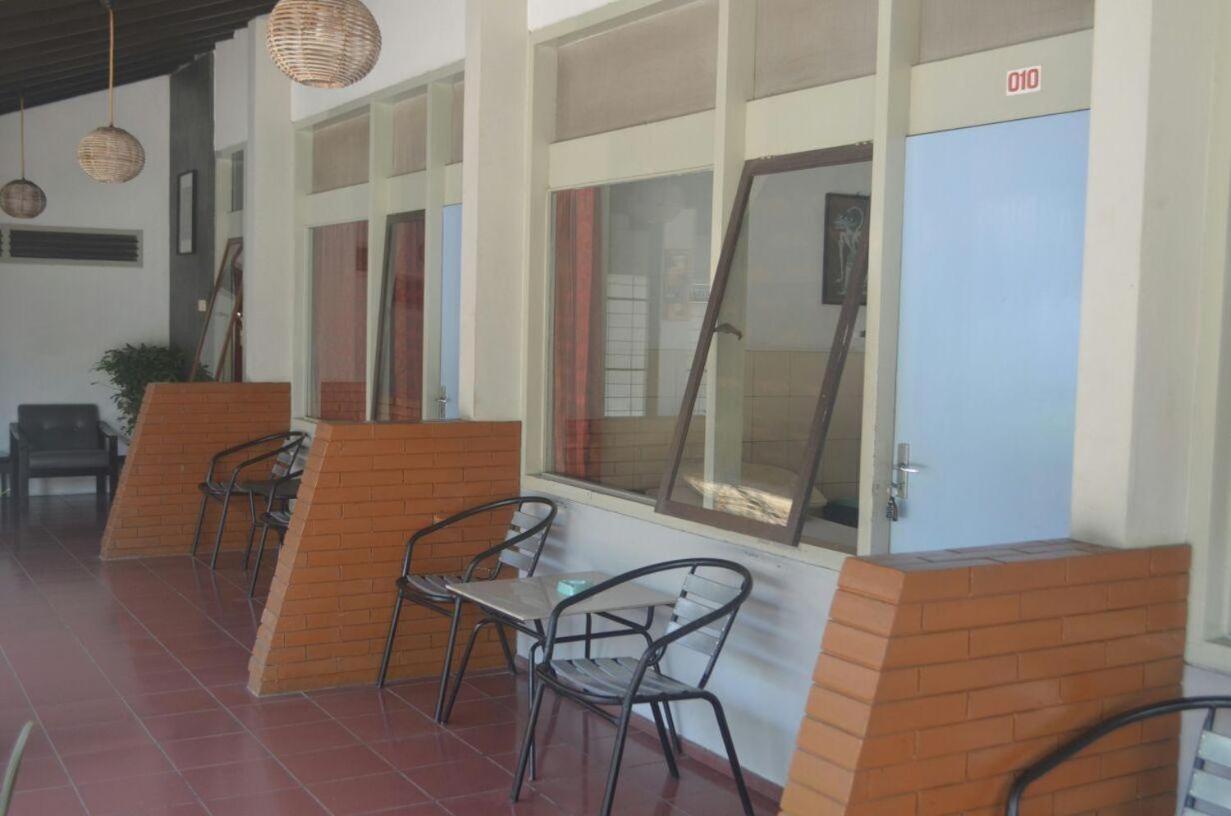 Hotel Aneka Baru Sleman  Ngoại thất bức ảnh